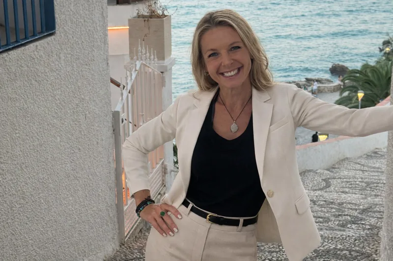 Beth — Finance Director, Morgan Design & Construction